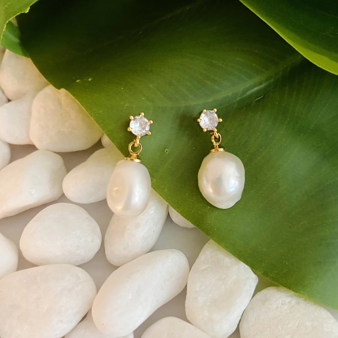 Freshwater Pearl Dangle Earrings